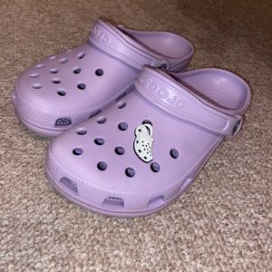 crocs